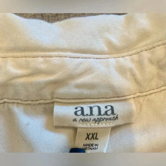 Ana Button Down Shirt - Picture 2 of 4